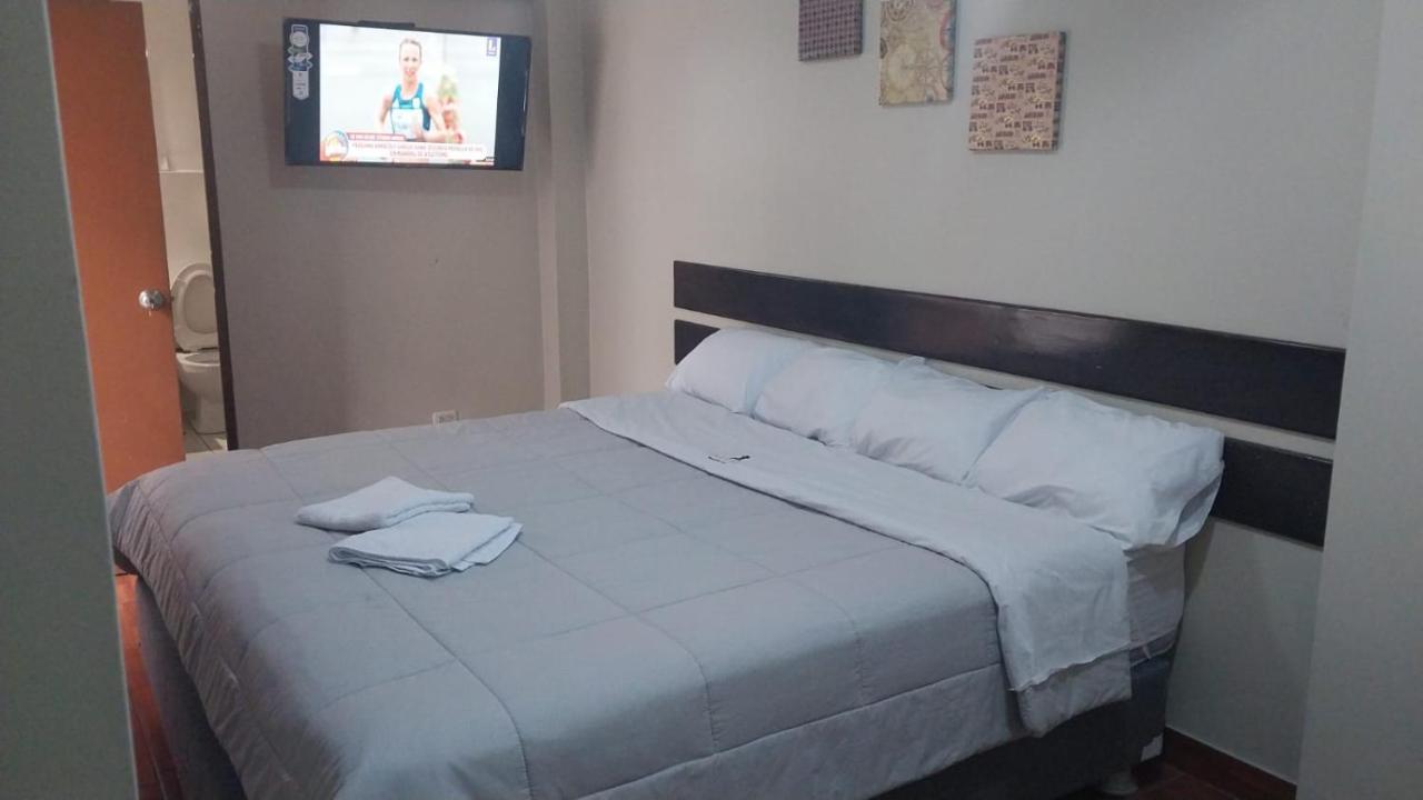 Hostel Thay83 Miraflores Lima Extérieur photo